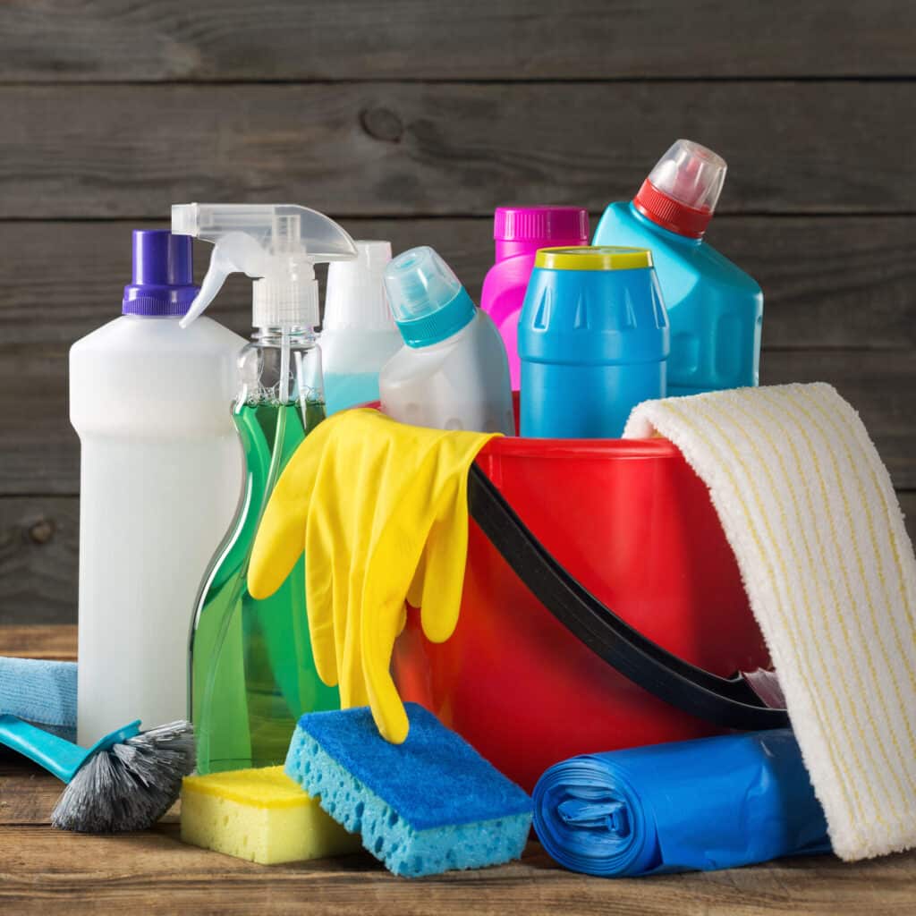 Les appels d'offres de nettoyage sont principalement de la fourniture en produits ménager et des marchés d'entretien